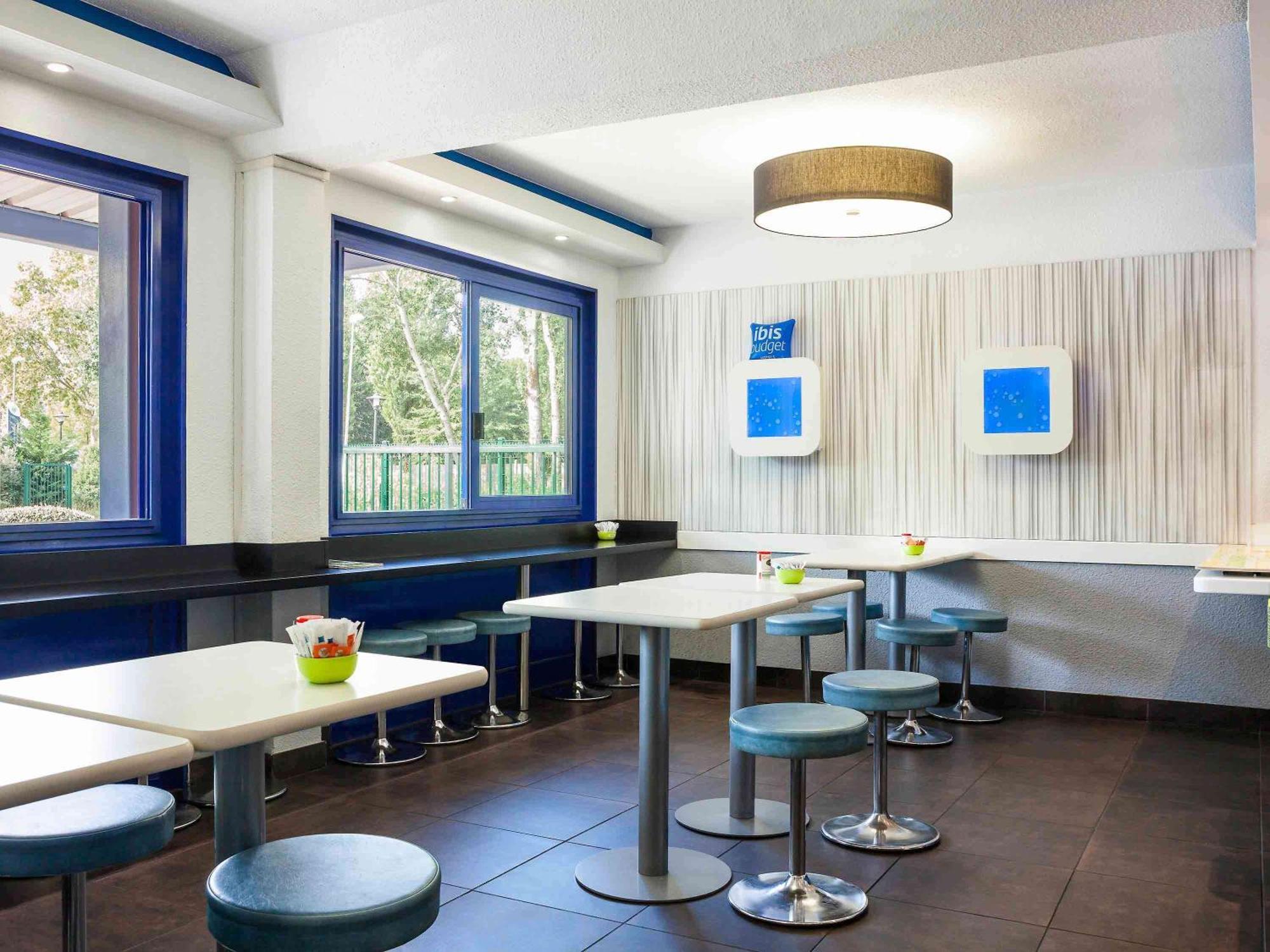 Ibis Budget Sucy En Brie Exterior foto